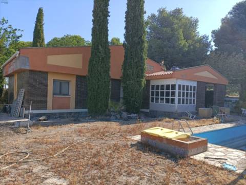 Chalet en Urbanización Virgen de La Columna
