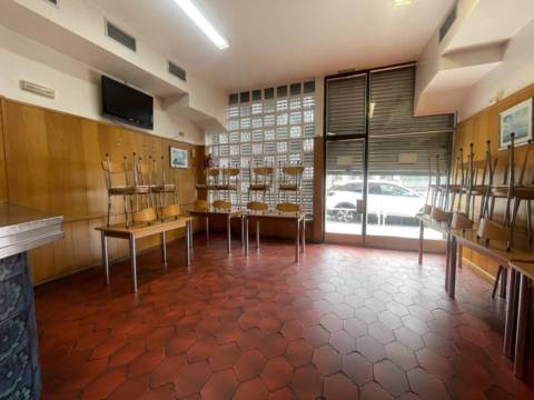 Local comercial en Atarrabia Etorbidea