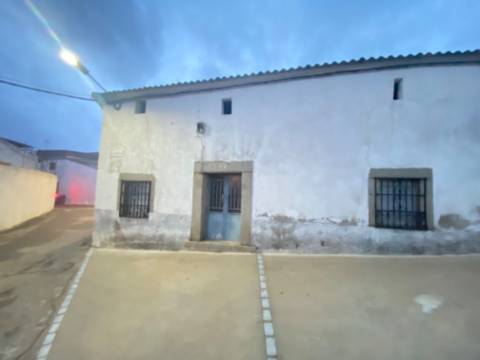 Casa en calle Pajarillos, 28
