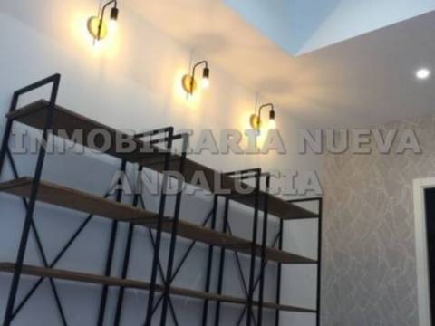 Local comercial en Nueva Almería-Cortijo Grande