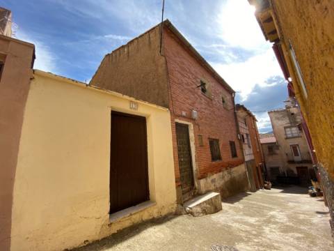 Casa adosada en calle de la Parra
