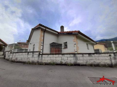Chalet en San Miguel de Aras