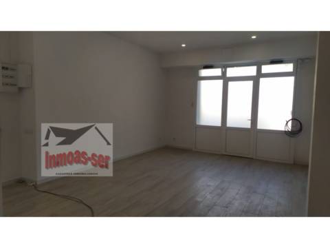Local comercial en Sanfeliu
