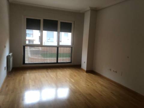 Piso en Avenida de la Aranzana
