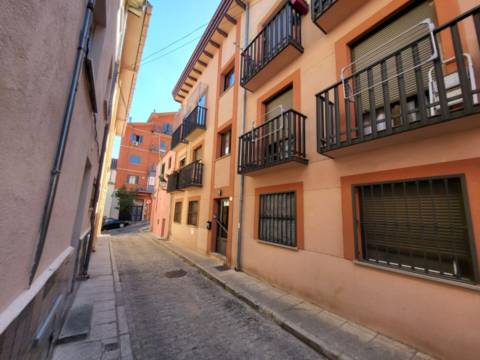 Dúplex a Abantos-Monte Carmelo-El Rosario