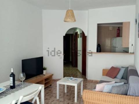 Estudio en calle de la Colina, 22